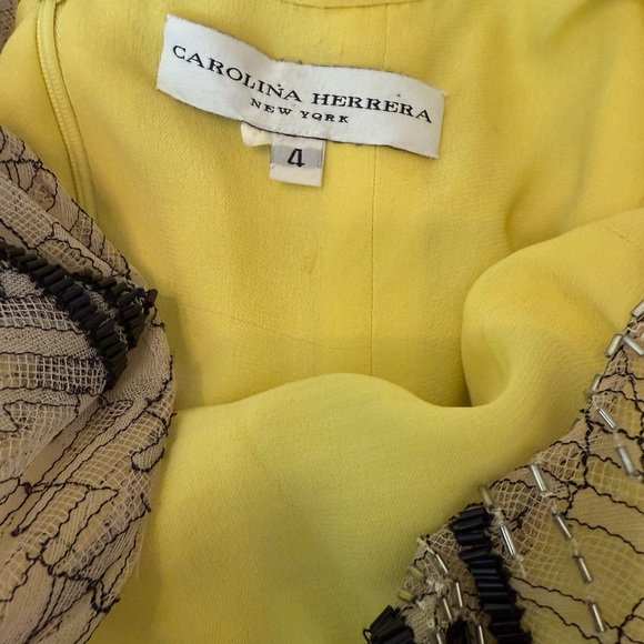 Carolina Herrera Spring 2012 - Picture 15 of 16